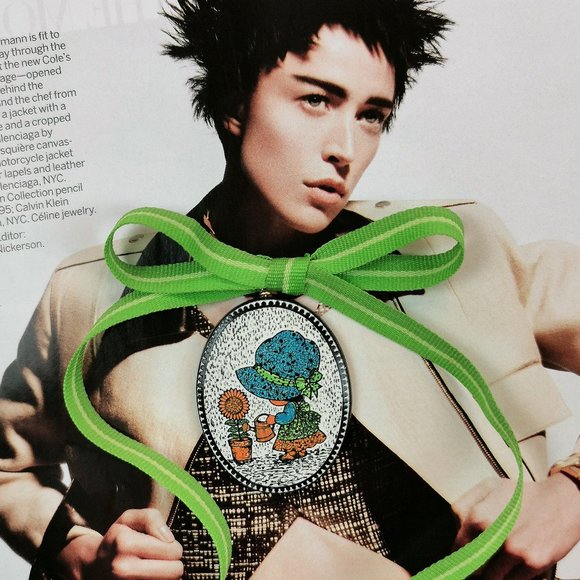 Sunbonnet Sue Vintage 80s Pendant Ribbon Chokers - Picture 9 of 11